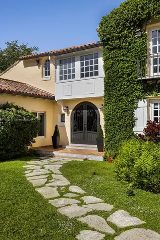 4206 Alhambra Circle Coral Gables FL 33146