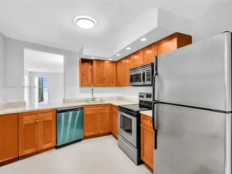 1770 NE 191st Street Miami FL 33179