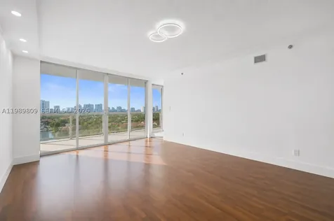 3598 Yacht Club Drive Aventura FL 33180