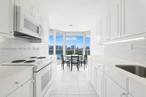 3598 Yacht Club Drive Aventura FL 33180
