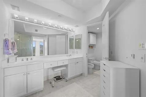 3598 Yacht Club Drive Aventura FL 33180