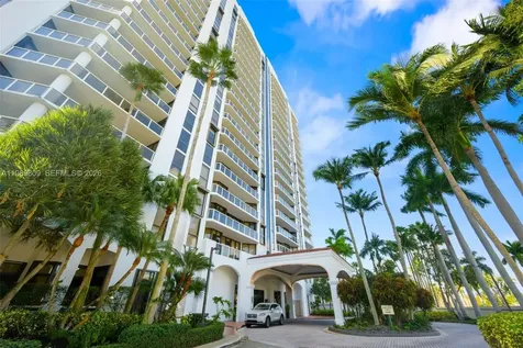 3598 Yacht Club Drive Aventura FL 33180
