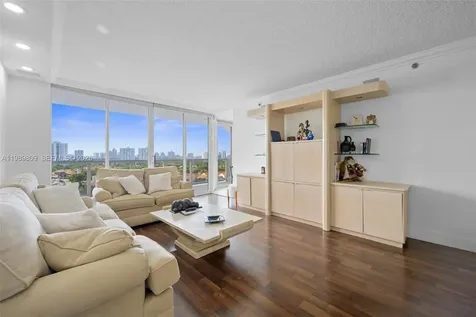 3598 Yacht Club Drive Aventura FL 33180