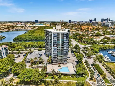 3375 N Country Club Drive Aventura FL 33180