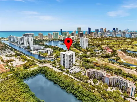 3375 N Country Club Drive Aventura FL 33180