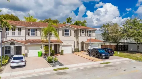 102 Riverwalk Circle Sunrise FL 33326