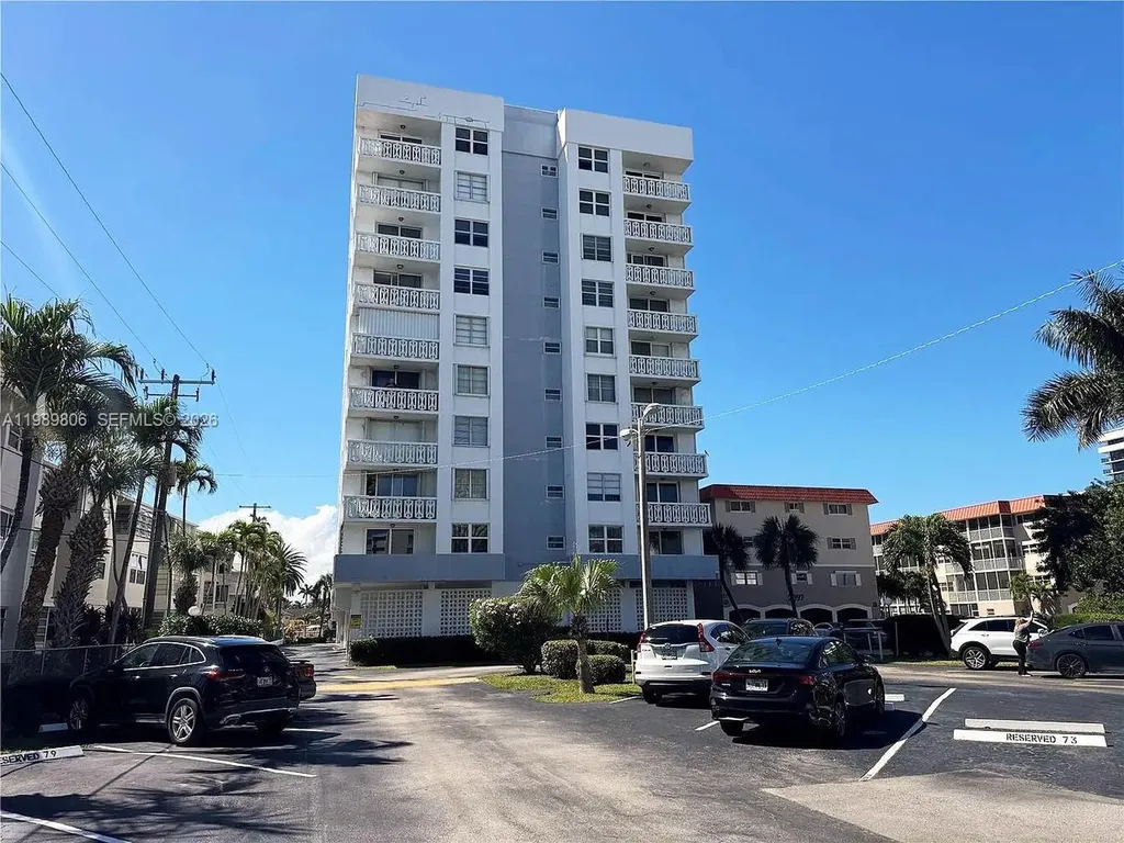 3113 S Ocean Drive Hallandale Beach FL 33009