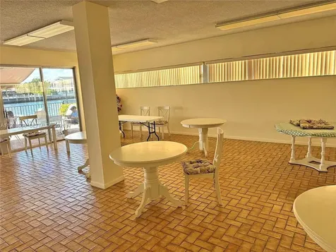 3113 S Ocean Drive Hallandale Beach FL 33009
