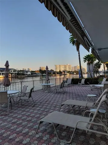 3113 S Ocean Drive Hallandale Beach FL 33009