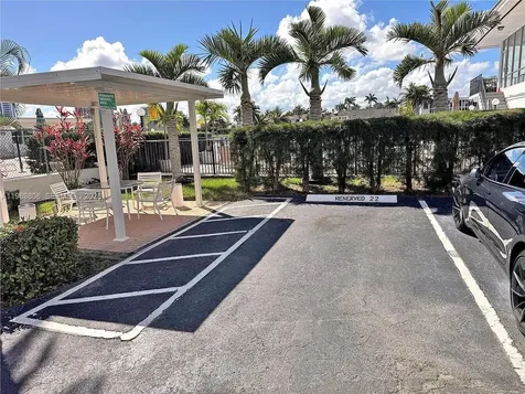 3113 S Ocean Drive Hallandale Beach FL 33009