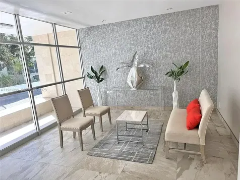 3113 S Ocean Drive Hallandale Beach FL 33009