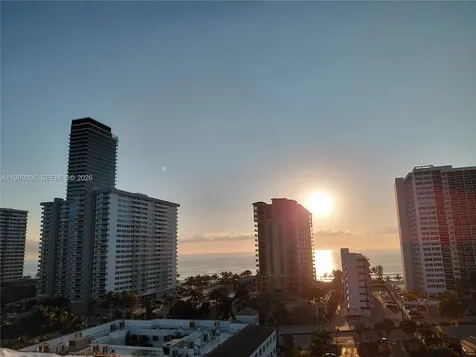 3113 S Ocean Drive Hallandale Beach FL 33009