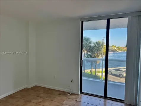 20515 E Country Club Drive Aventura FL 33180