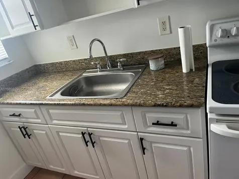 9260 Bay Harbor Terrace Bay Harbor Islands FL 33154