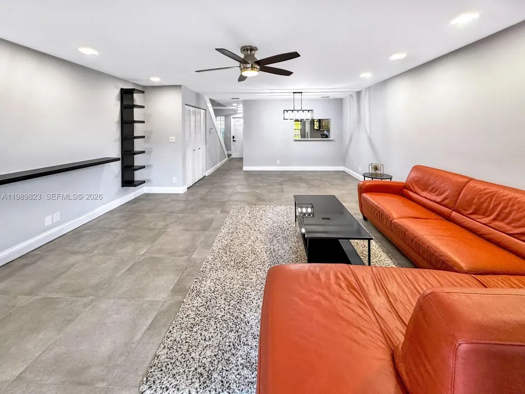 700 SE 14th Street Fort Lauderdale FL 33316
