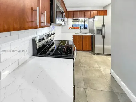 700 SE 14th Street Fort Lauderdale FL 33316