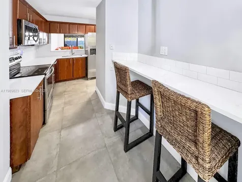 700 SE 14th Street Fort Lauderdale FL 33316