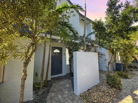 700 SE 14th Street Fort Lauderdale FL 33316