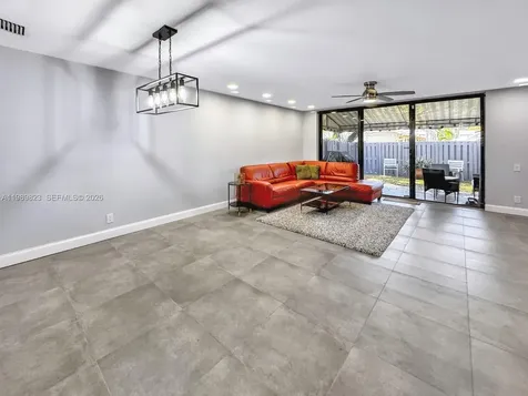 700 SE 14th Street Fort Lauderdale FL 33316