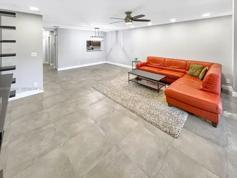700 SE 14th Street Fort Lauderdale FL 33316
