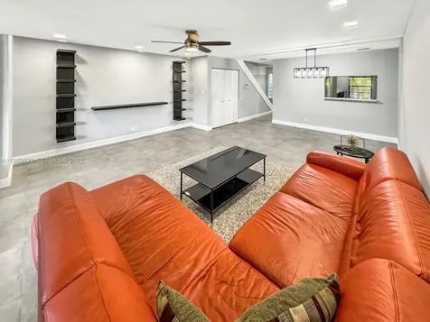 700 SE 14th Street Fort Lauderdale FL 33316