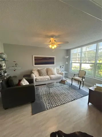 4017 N Cypress Drive Pompano Beach FL 33069