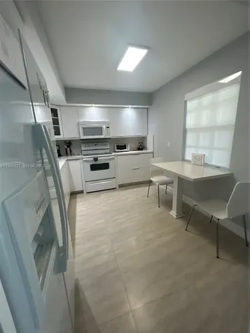 4017 N Cypress Drive Pompano Beach FL 33069