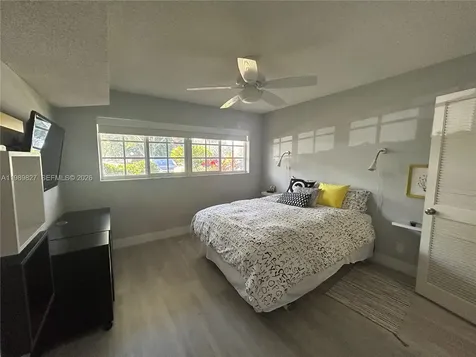 4017 N Cypress Drive Pompano Beach FL 33069