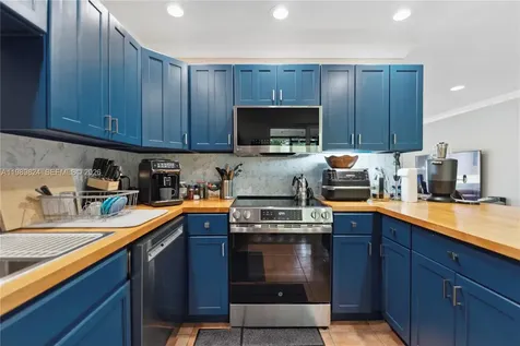1111 SW 5th Street Boca Raton FL 33486