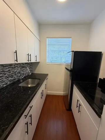 1525 Meridian Avenue Miami Beach FL 33139