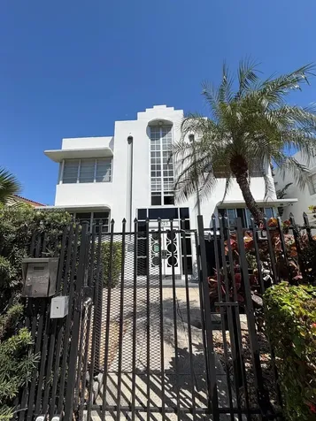 1525 Meridian Avenue Miami Beach FL 33139