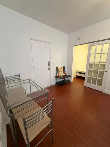 1525 Meridian Avenue Miami Beach FL 33139