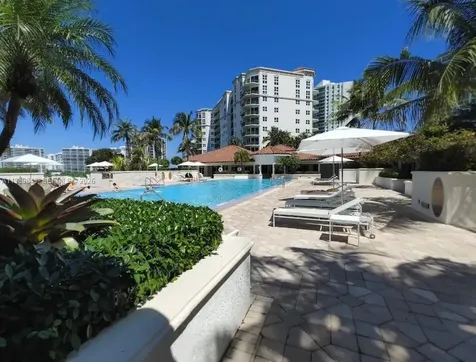 20000 E Country Club Drive Aventura FL 33180