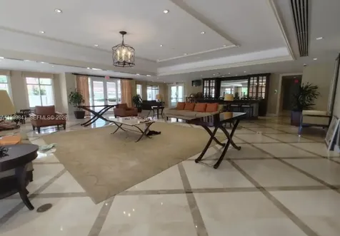 20000 E Country Club Drive Aventura FL 33180