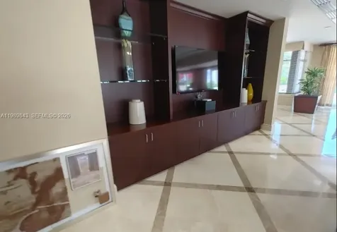 20000 E Country Club Drive Aventura FL 33180