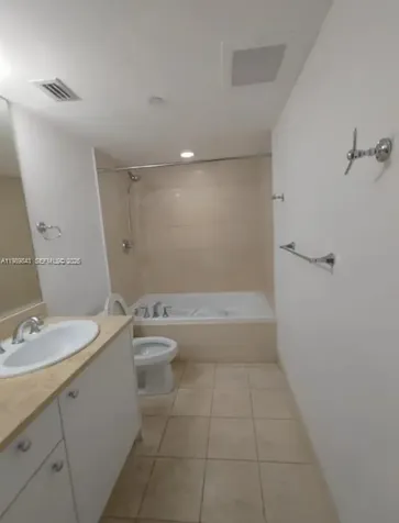 20000 E Country Club Drive Aventura FL 33180