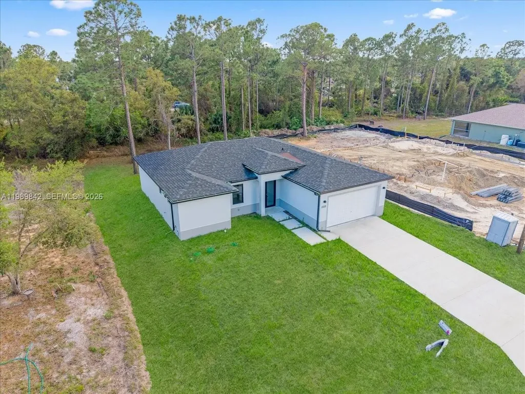 2914 67th Street W Lehigh Acres FL 33971