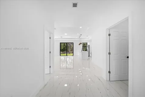 2914 67th Street W Lehigh Acres FL 33971