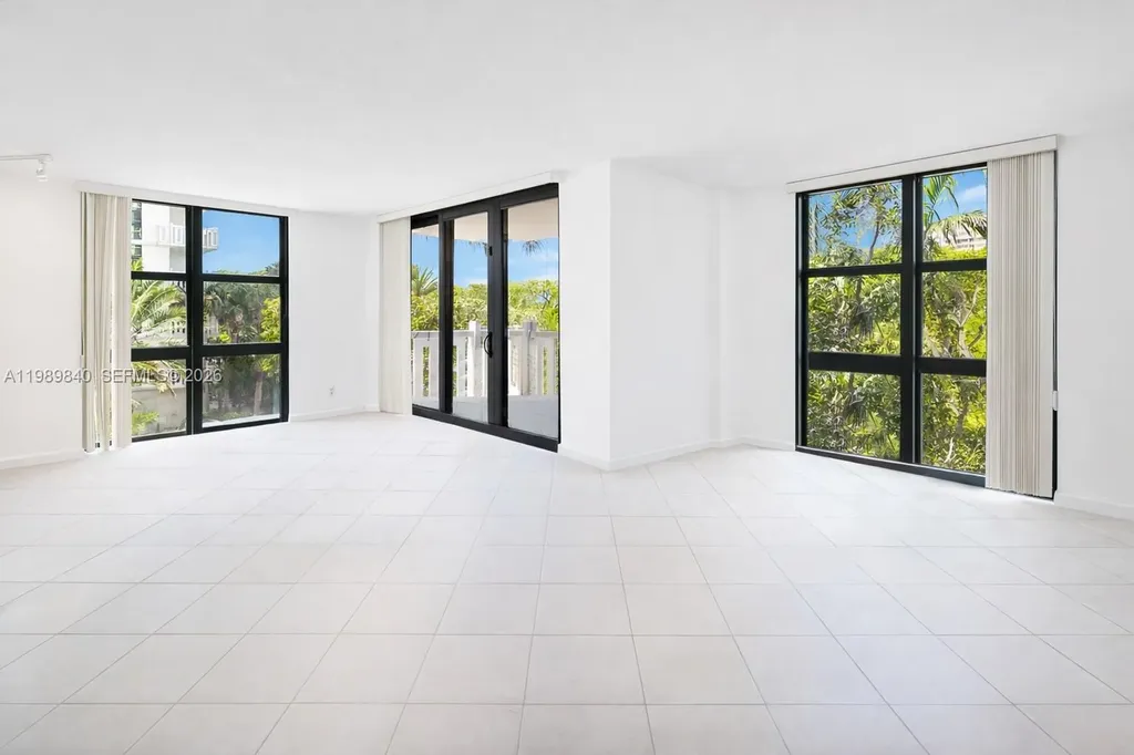 1121 Crandon Boulevard Key Biscayne FL 33149