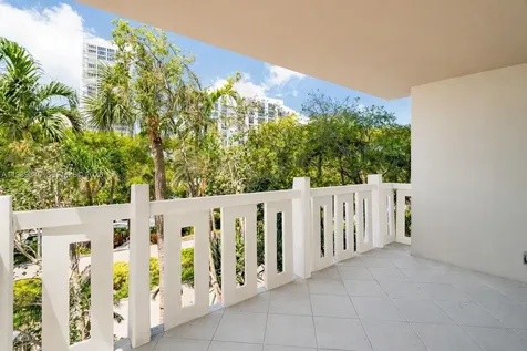 1121 Crandon Boulevard Key Biscayne FL 33149
