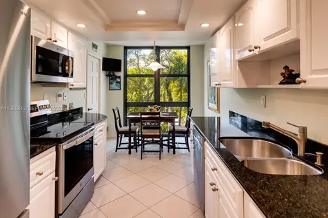 1121 Crandon Boulevard Key Biscayne FL 33149