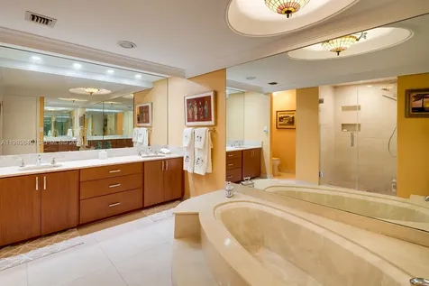 1121 Crandon Boulevard Key Biscayne FL 33149