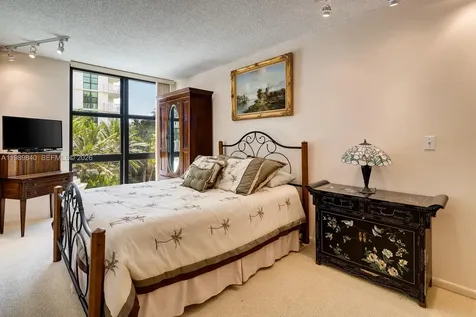 1121 Crandon Boulevard Key Biscayne FL 33149