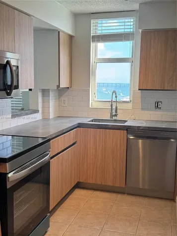 770 Claughton Island Drive Miami FL 33131