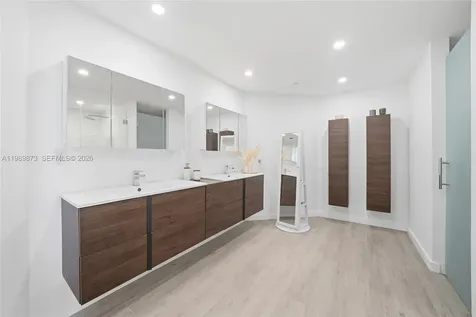 3801 NE 207th Street Aventura FL 33180