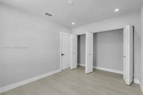 4485 E 8th Avenue Hialeah FL 33013