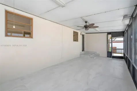 4485 E 8th Avenue Hialeah FL 33013