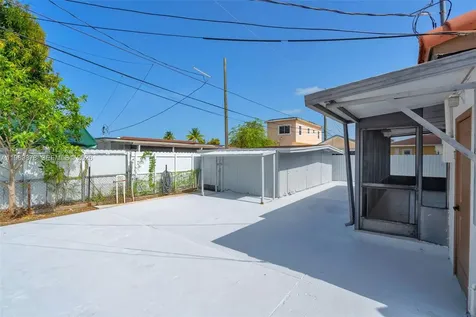4485 E 8th Avenue Hialeah FL 33013