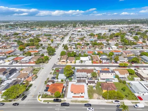 4485 E 8th Avenue Hialeah FL 33013