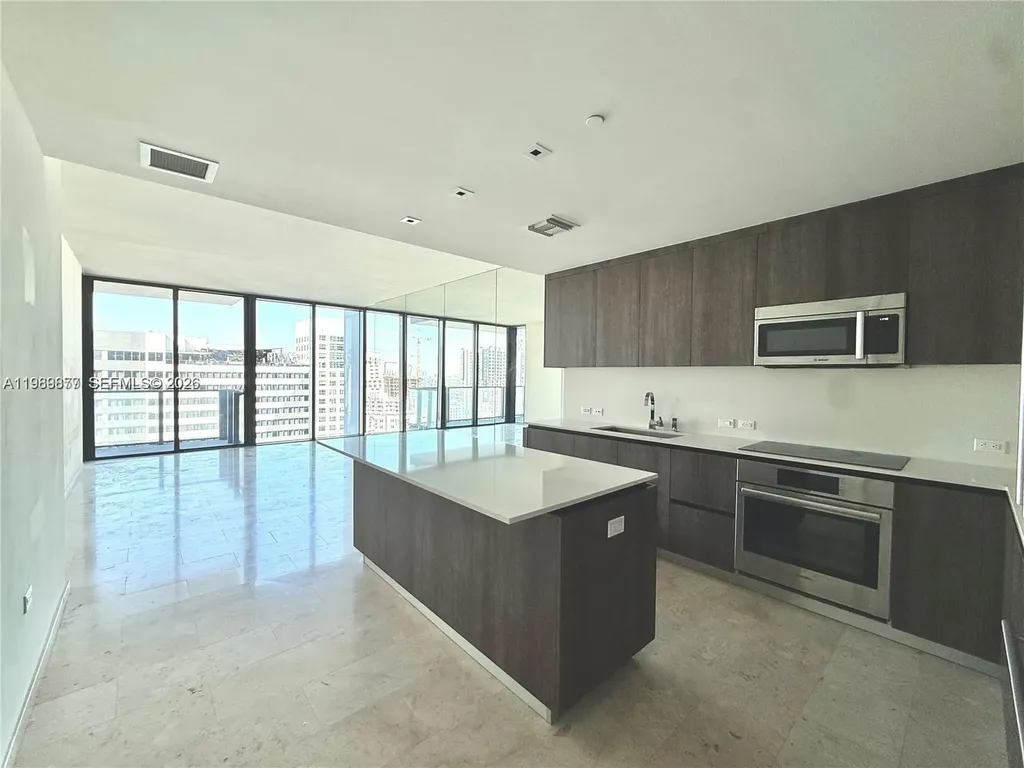 88 SW 7th Street Miami FL 33130